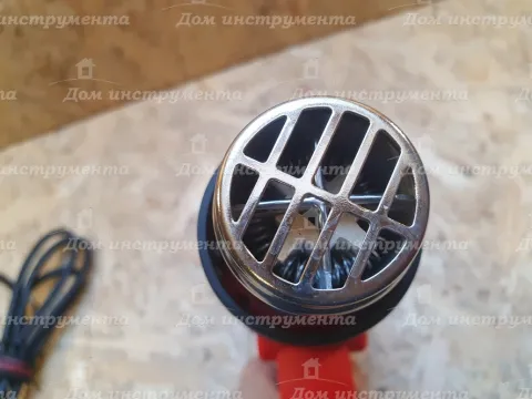 Спіраль на кераміці: Зображення термостійкої спіралі на керамічній основі, гарантія надійної роботи фена.